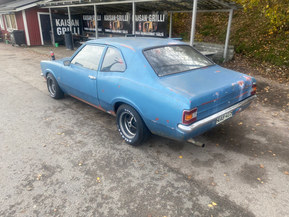 Ford Cortina