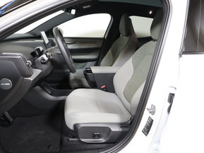 Volvo EX30 Cross Country