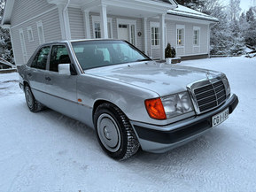 Mercedes-Benz 200
