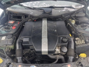 Mercedes-Benz C 320