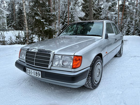 Mercedes-Benz 200