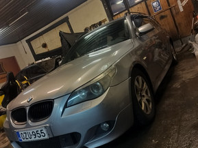 BMW 523