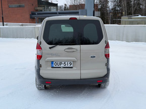 Ford Transit Courier