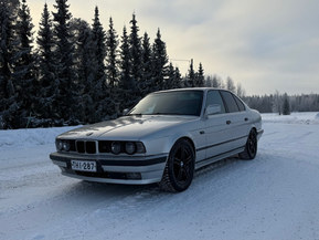 BMW 525