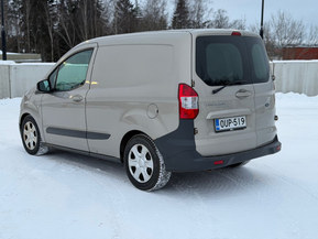 Ford Transit Courier