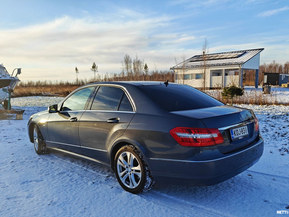 Mercedes-Benz E