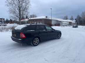 Mercedes-Benz C 220