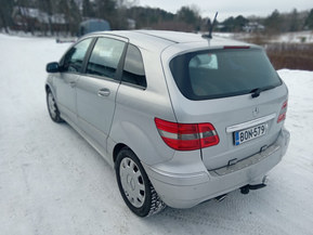 Mercedes-Benz B