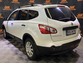 Nissan Qashqai+2