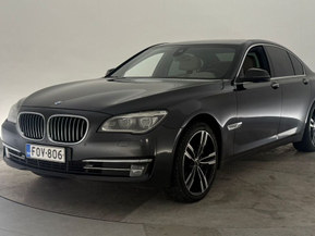 BMW 750