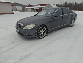 Mercedes-Benz S