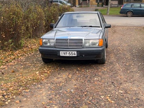 Mercedes-Benz 190