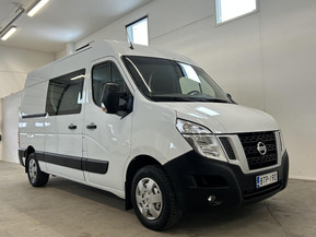 Nissan NV400