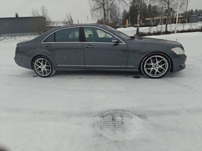 Mercedes-Benz S