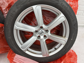 Volvo V90 Cross Country