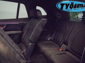 Mercedes-Benz EQS SUV