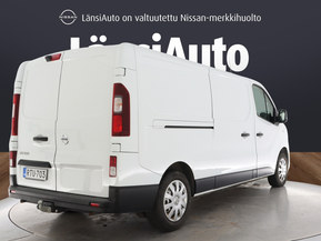 Nissan NV300