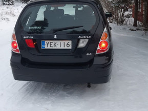 Suzuki Liana