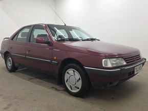 Peugeot 405