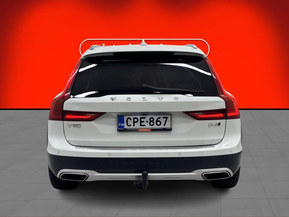 Volvo V90 Cross Country