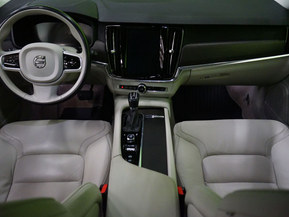 Volvo V90 Cross Country