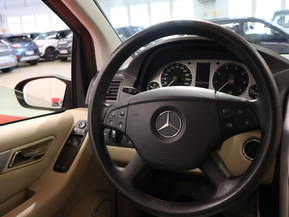 Mercedes-Benz B