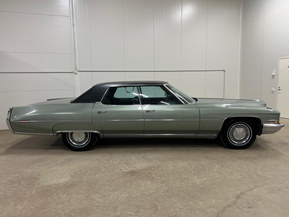 Cadillac De Ville