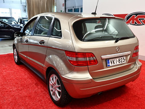 Mercedes-Benz B