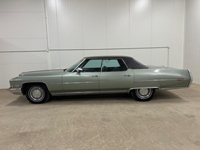Cadillac De Ville