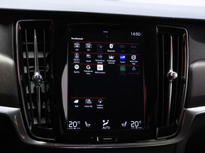 Volvo V90 Cross Country