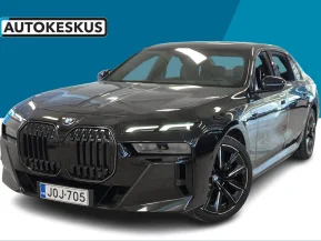 BMW i7