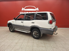 Nissan Terrano