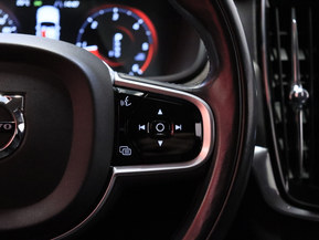 Volvo V90 Cross Country