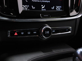 Volvo V90 Cross Country