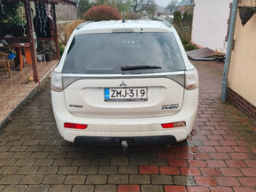 Mitsubishi Outlander PHEV
