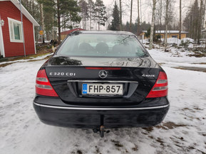 Mercedes-Benz E