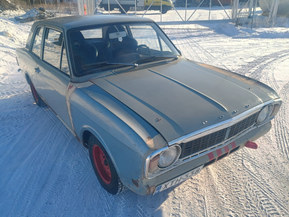 Ford Cortina