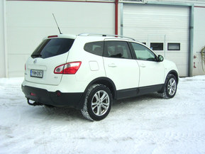 Nissan Qashqai+2
