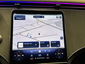 Mercedes-Benz EQS SUV