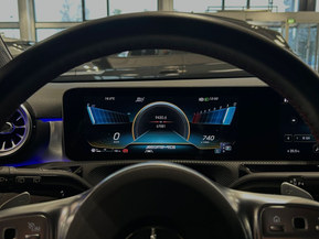 Mercedes-Benz A 35 AMG