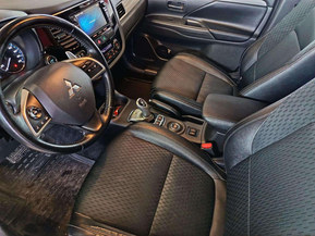 Mitsubishi Outlander PHEV