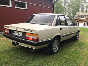 Peugeot 505
