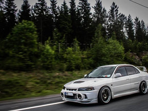 Mitsubishi Lancer
