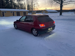 Peugeot 306