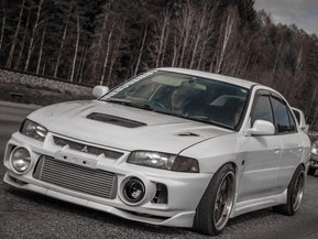 Mitsubishi Lancer
