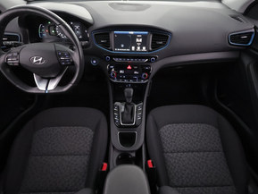 Hyundai Ioniq Plug-In