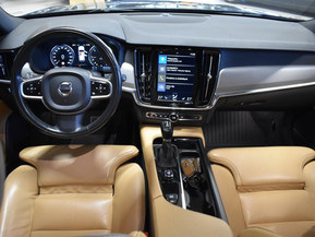 Volvo V90 Cross Country