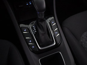 Hyundai Ioniq Plug-In