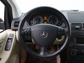 Mercedes-Benz A