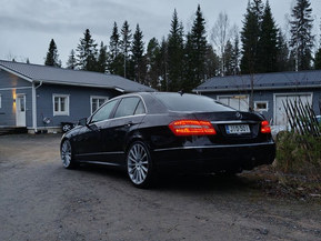 Mercedes-Benz E